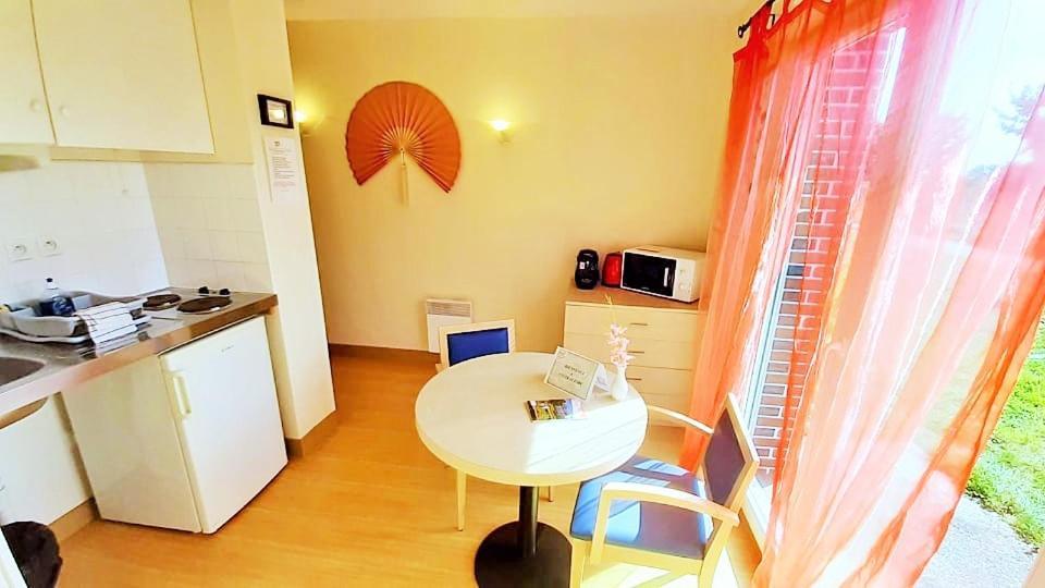 Cintray Parc Residence Breteuil-sur-Iton Экстерьер фото