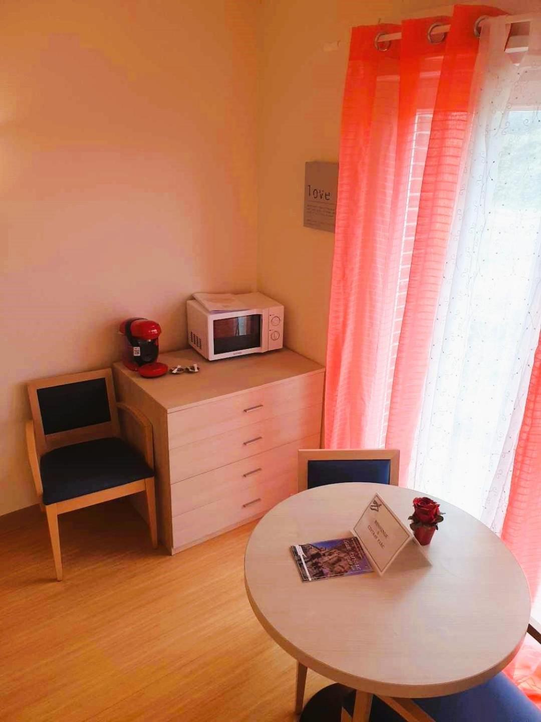 Cintray Parc Residence Breteuil-sur-Iton Экстерьер фото